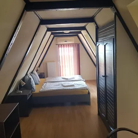 Medences, Panoramas Nyaralo Sukoron Sukoro